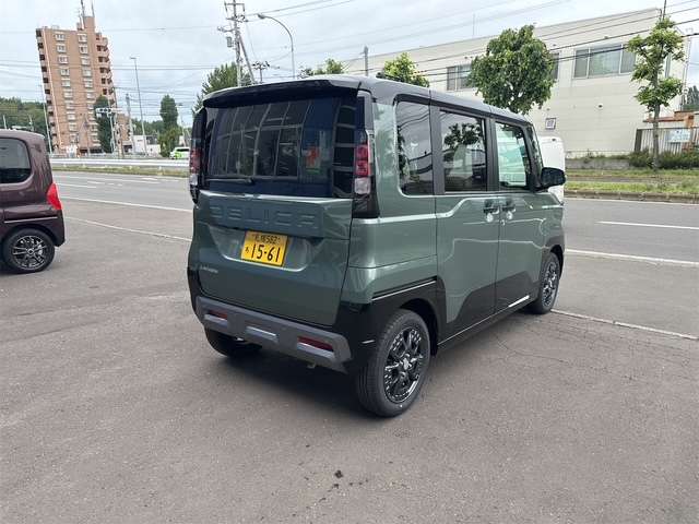 Mitsubishi Delica Mini 5