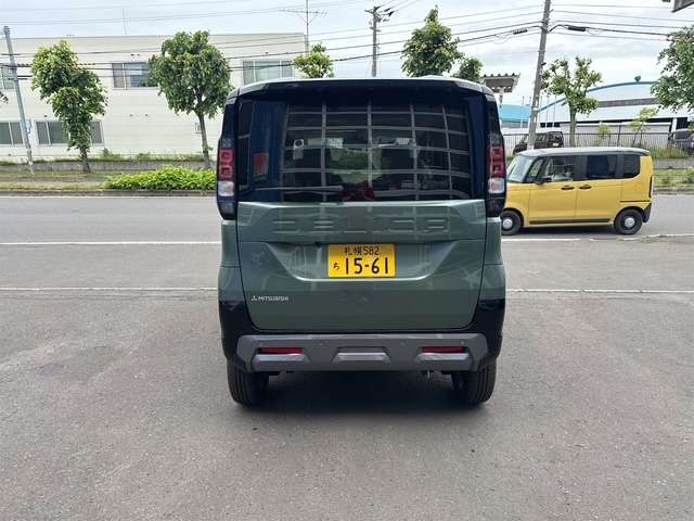 Mitsubishi Delica Mini 6