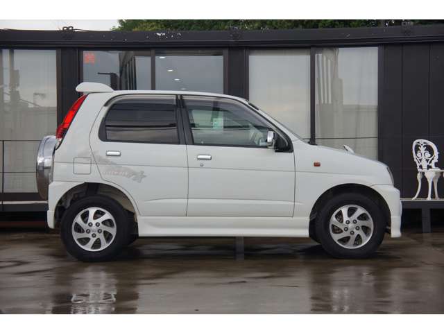 Daihatsu Terios Kid 4