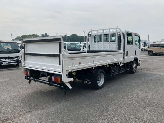 Isuzu Elf 5