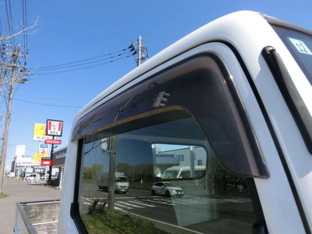 Mitsubishi Fuso Canter Guts 9
