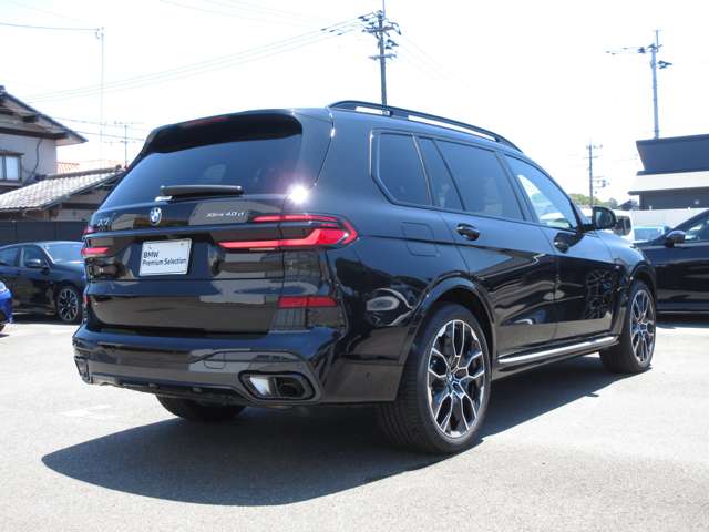 BMW X7 10