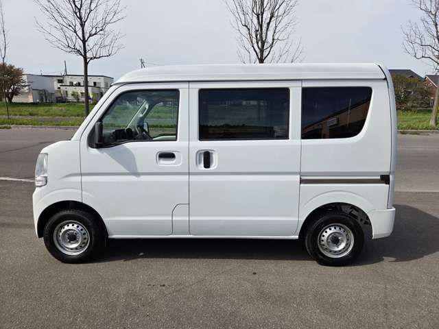 Nissan NV100 Clipper 7
