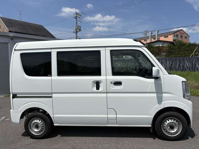 Nissan NV100 Clipper 11