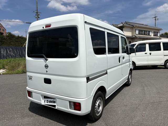 Nissan NV100 Clipper 12