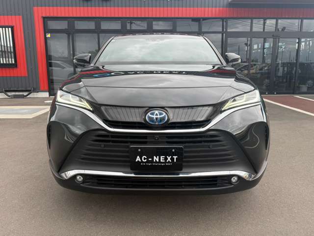 Toyota Harrier 4