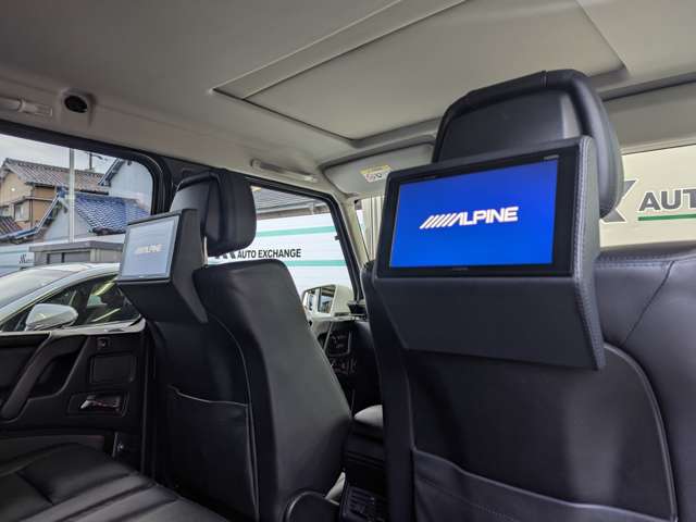 Mercedes-Benz G-Class 6