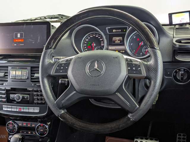 Mercedes-Benz G-Class 8