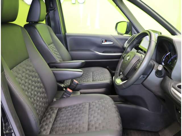 Toyota Voxy 10