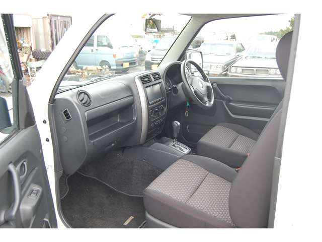 Suzuki Jimny 10