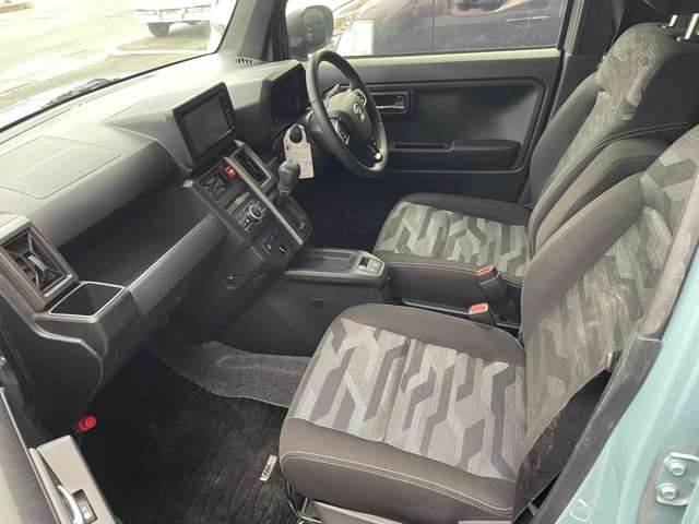 Daihatsu Taft 7