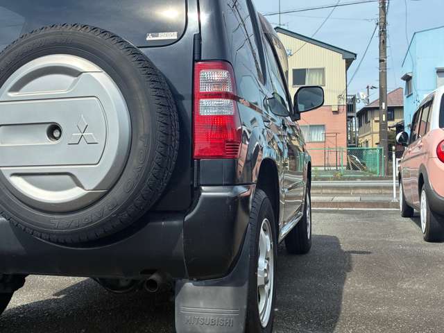 Mitsubishi Pajero Mini 12