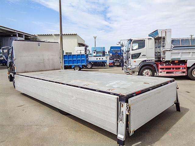 Mitsubishi Fuso Fighter 8