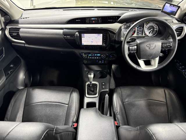 Toyota Hilux 3