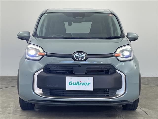 Toyota Sienta 6