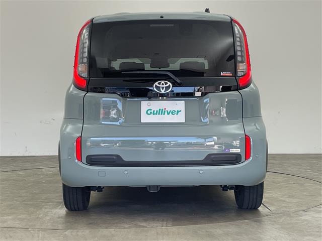 Toyota Sienta 7