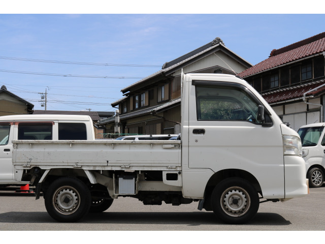 Toyota Pixis Truck 4