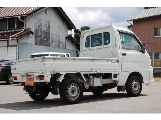 Toyota Pixis Truck 5