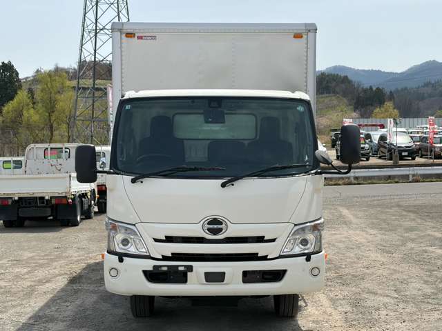 Hino Dutro 2