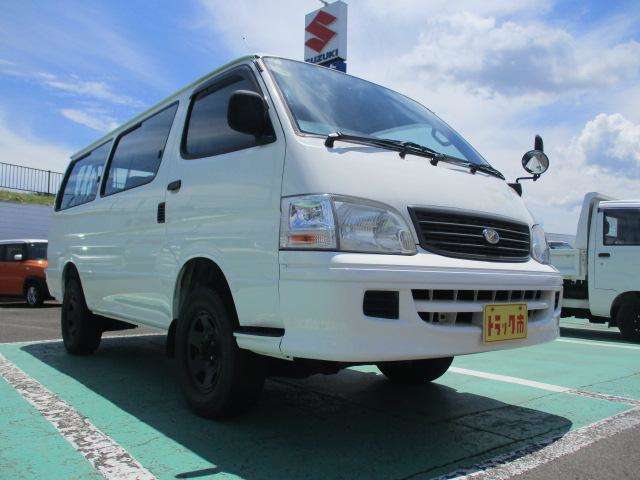 Toyota Hiace 12