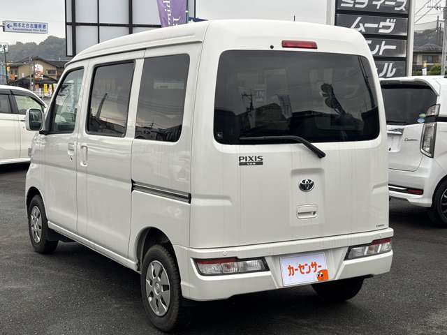 Toyota Pixis Van 8