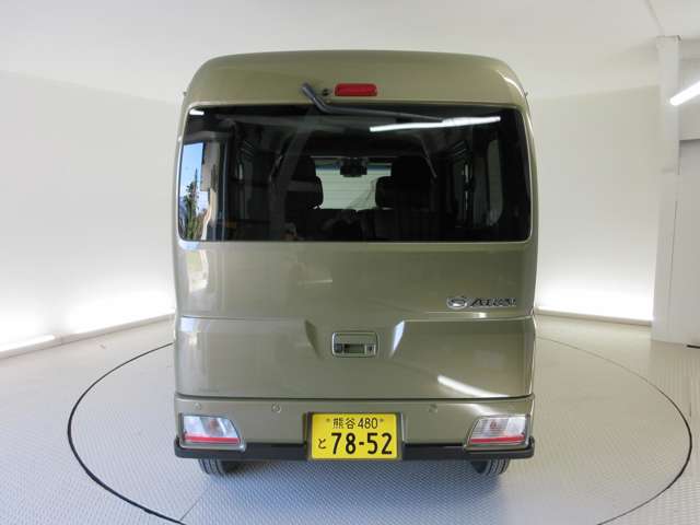 Daihatsu Atrai 7