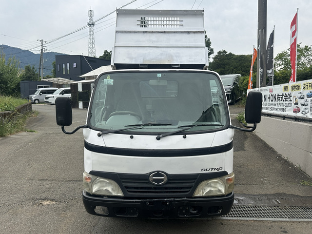 Hino Dutro 2
