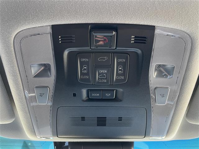 Toyota Alphard 8
