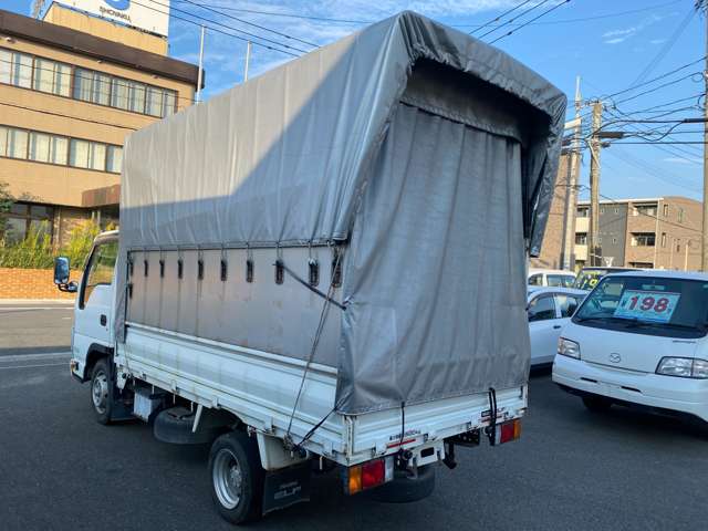 Isuzu Elf 5