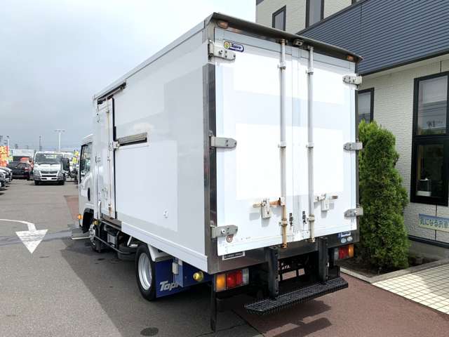 Isuzu Elf 7