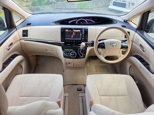 Toyota Estima 7