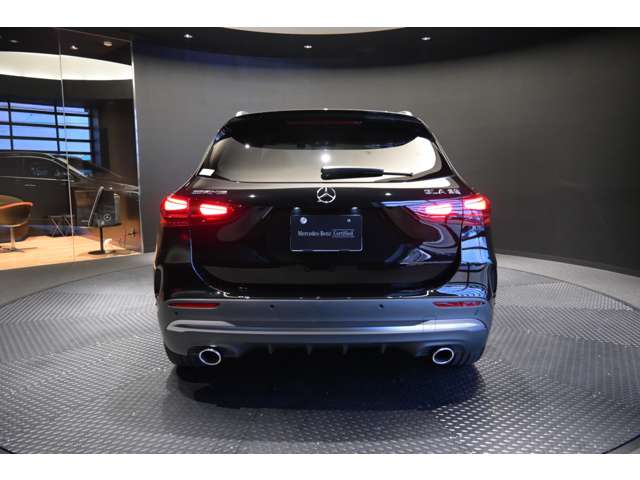 Mercedes-Benz GLA-Class 7