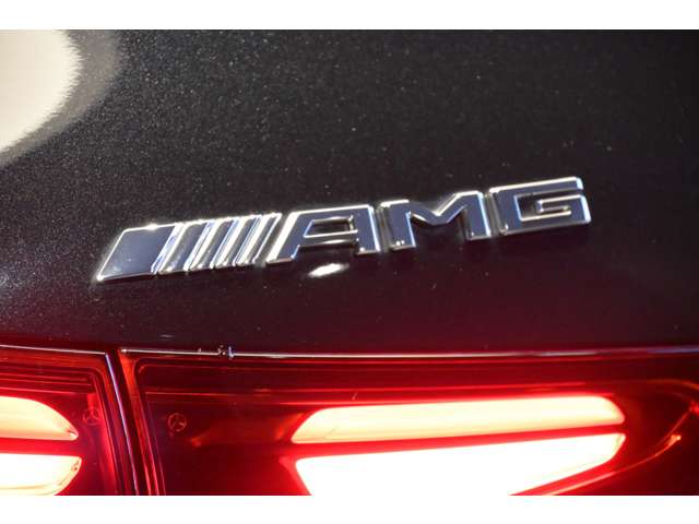 Mercedes-Benz GLA-Class 8