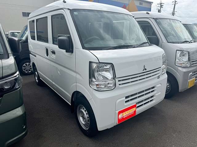 Mitsubishi Minicab Van 4