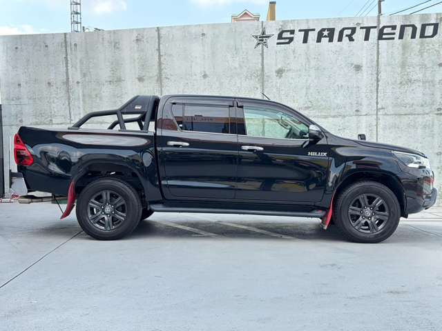 Toyota Hilux 6