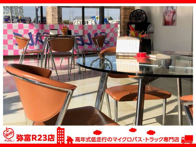 Hino Dutro 2