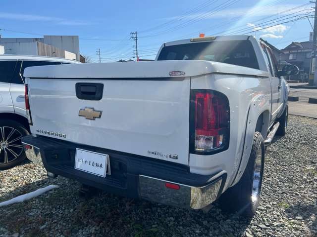 Chevrolet Silverado 11
