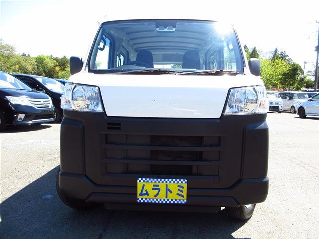 Toyota Pixis Van 6