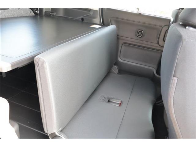 Suzuki Spacia Base 9