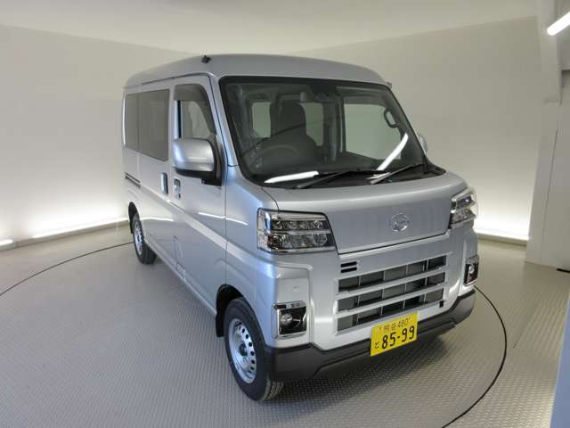 Daihatsu Hijet Cargo 3