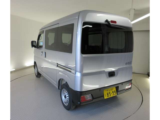 Daihatsu Hijet Cargo 7
