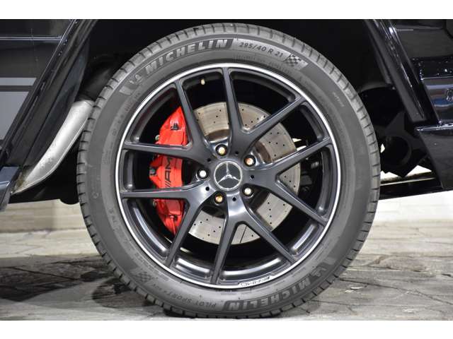 Mercedes-Benz G-Class 11