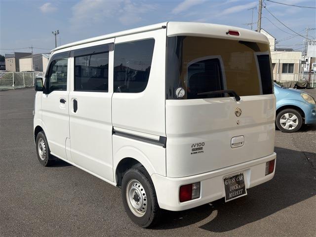 Nissan NV100 Clipper 11
