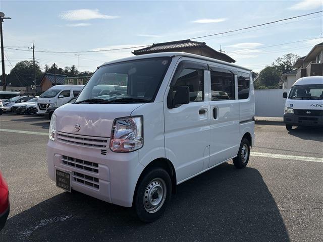 Nissan NV100 Clipper 12