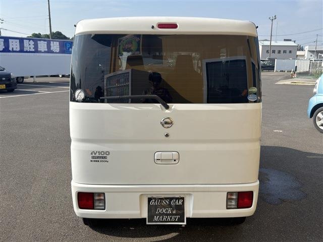 Nissan NV100 Clipper 6