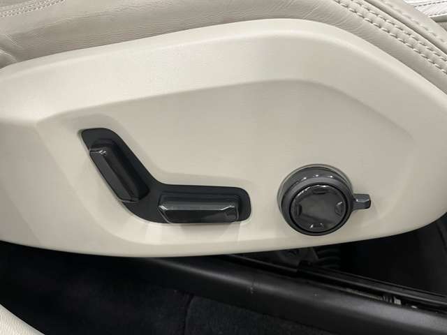 Volvo XC60 12