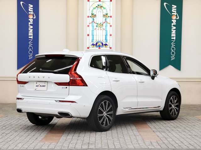 Volvo XC60 4
