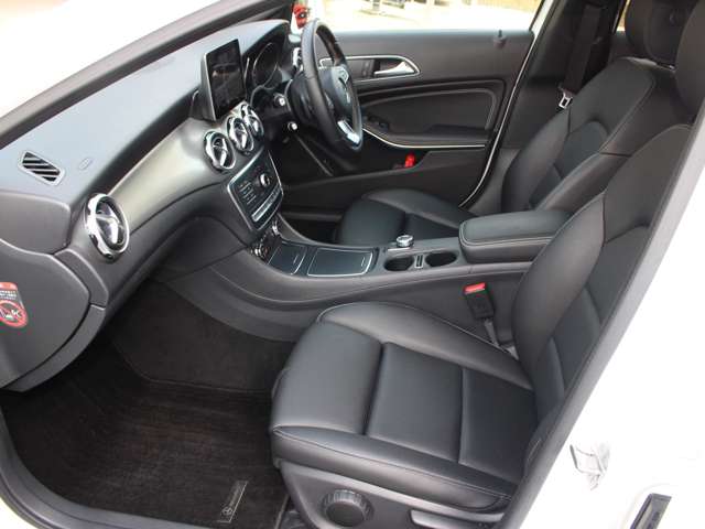 Mercedes-Benz GLA-Class 3