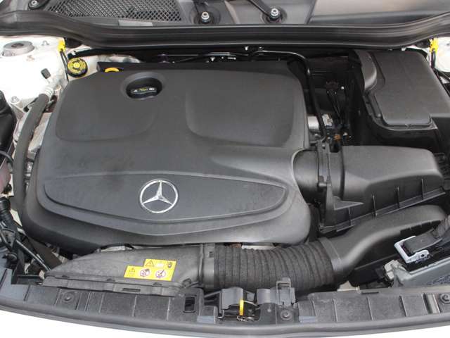 Mercedes-Benz GLA-Class 7