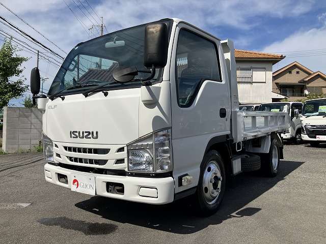 Isuzu Elf 9